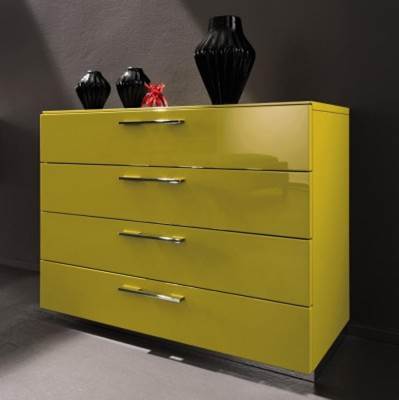 CHEST OF DRAWERS